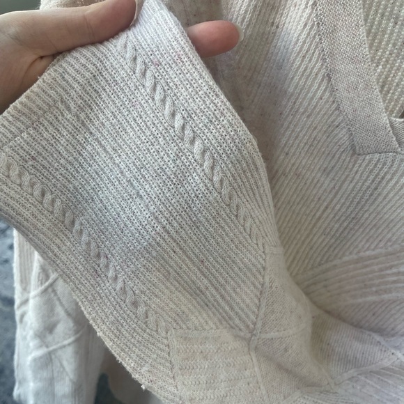 Smartwool | Women’s Shadow Pine V Neck Cable Knit Merino Wool Blend Sweater - Picture 5 of 7